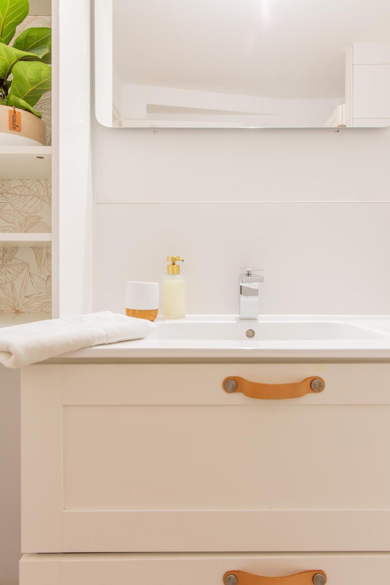 Delalauret Apartment - Vannes Centre Экстерьер фото